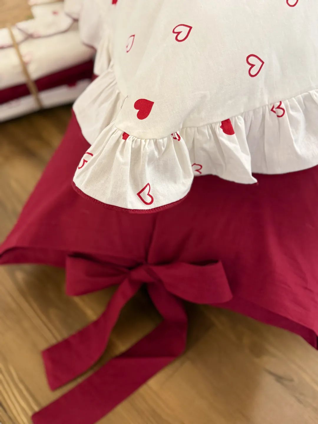 Kalp Desenli Bordo Nevresim Tak�m�