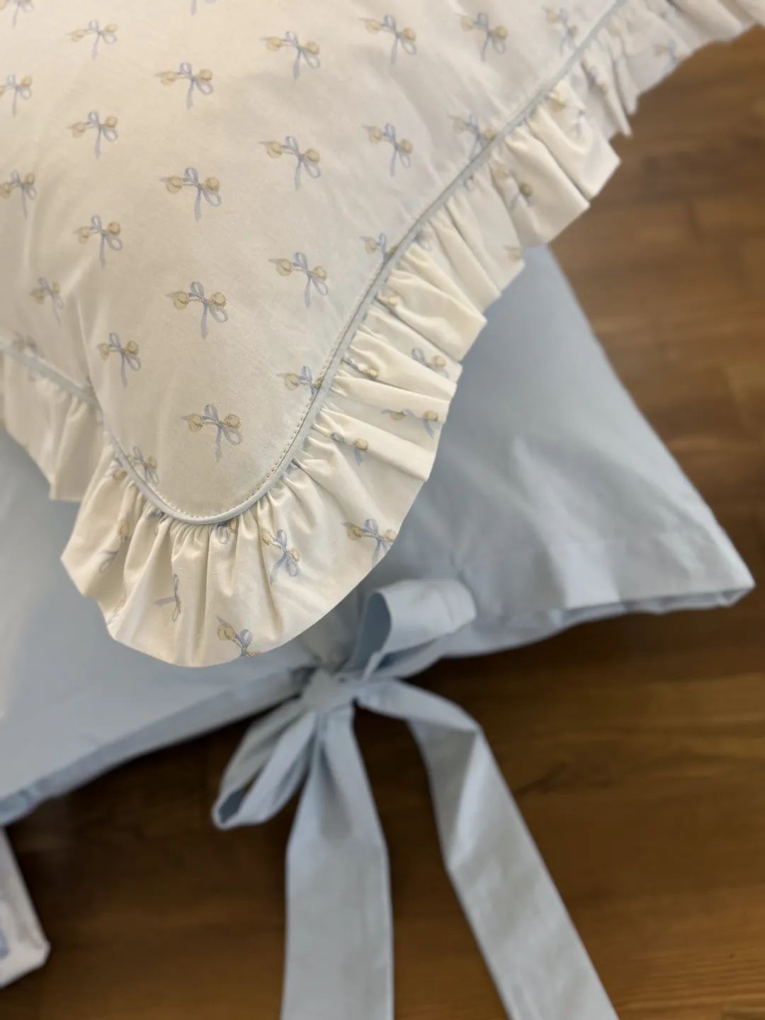 Kurdale Desen Bebe Mavisi Nevresim Tak�m�